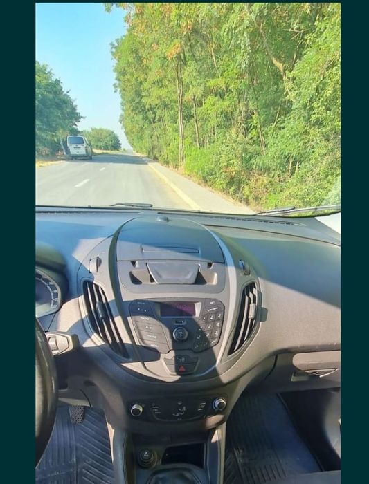 Ford transit courier