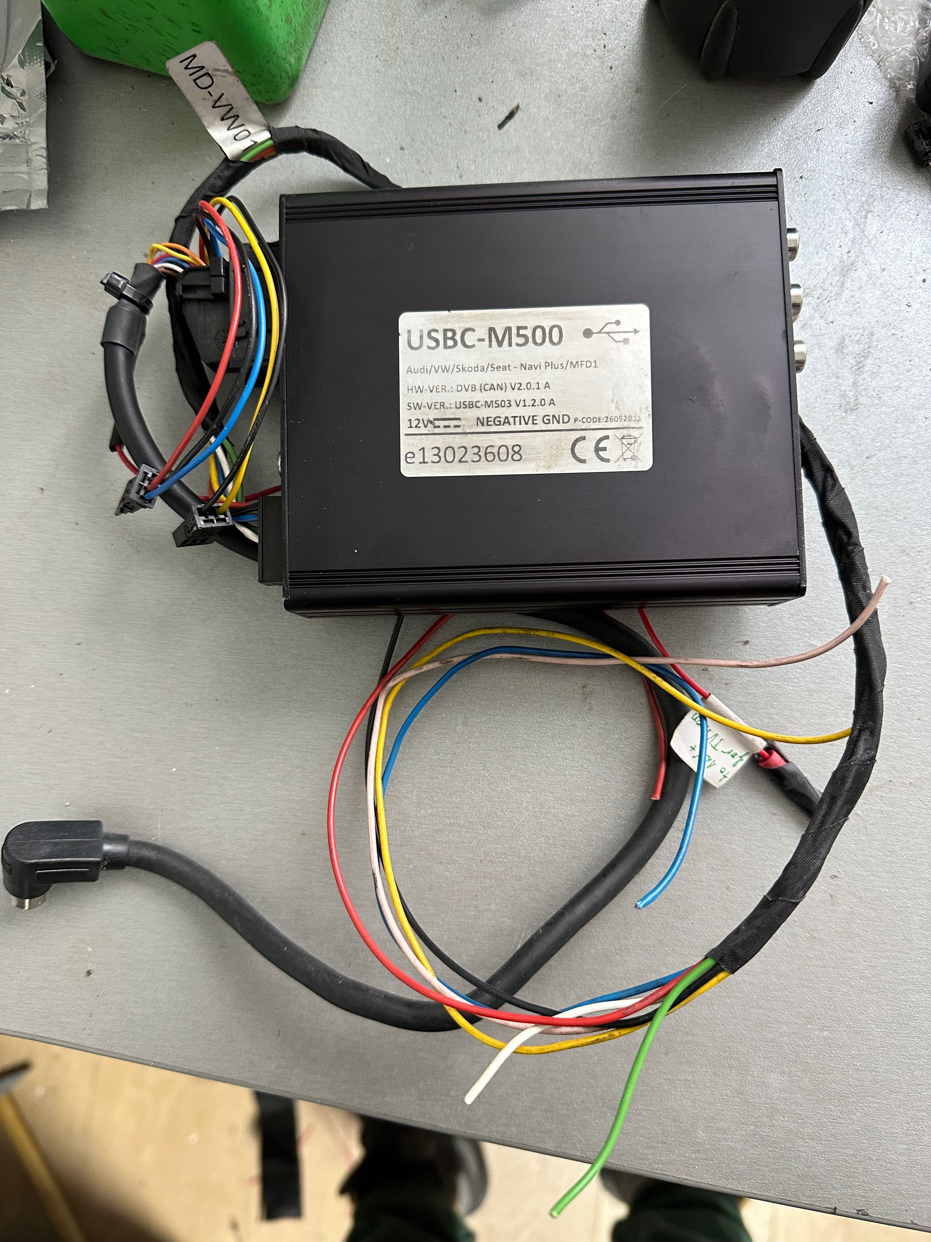 AV интерфейс USB LOGIC USBC-М500 за Audi/ VW/Skoda/Seat