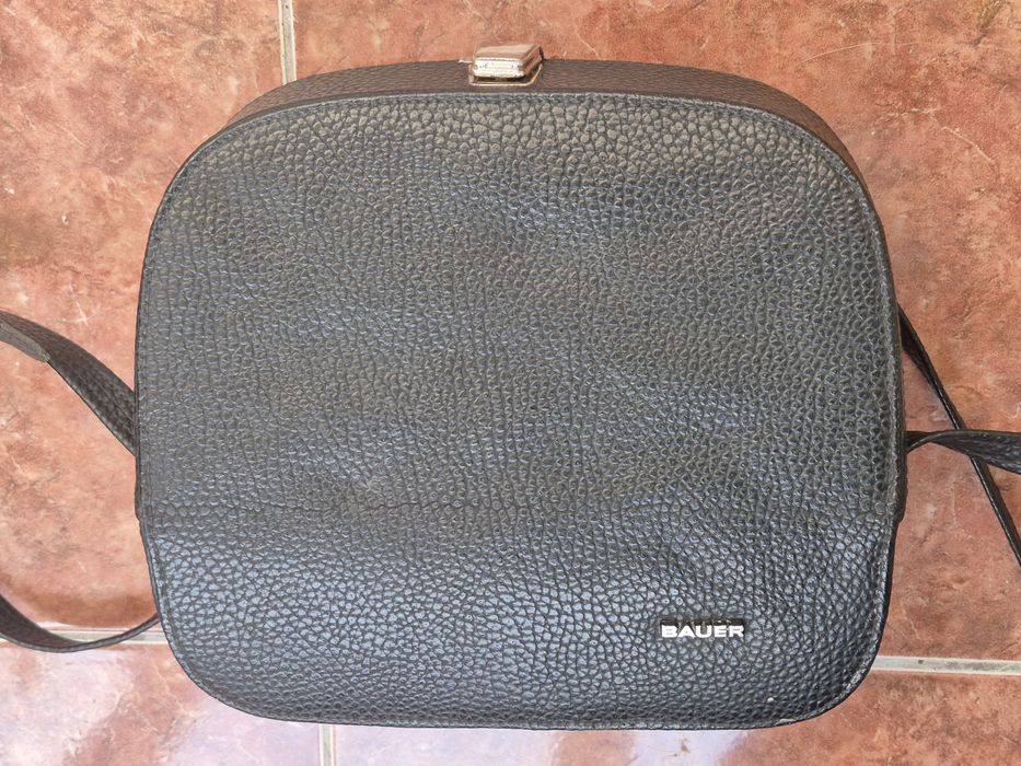 Camera filmat Bauer C1M