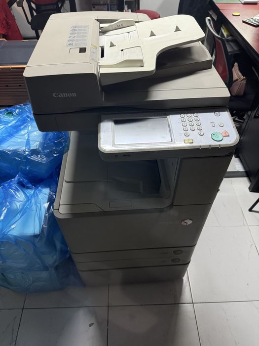 Продается МФУ Canon image runner advance C2220L
