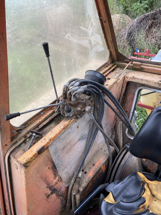 Tractor Fiat 850 OM sau schimb cu balotiera rotunda!!