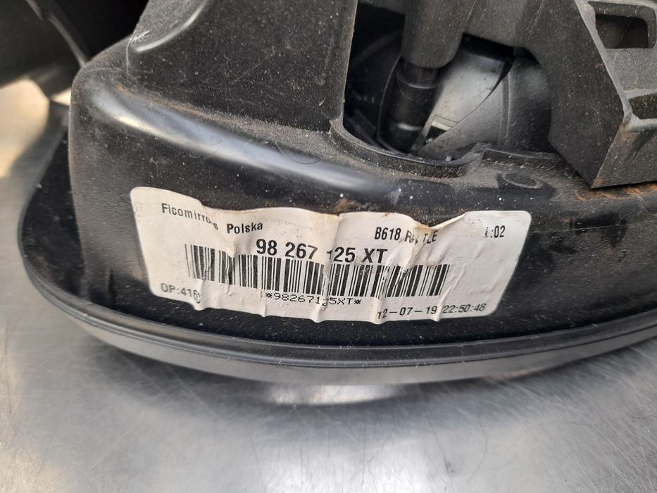 Огледало Ситроен ц3 Citroen C3 R