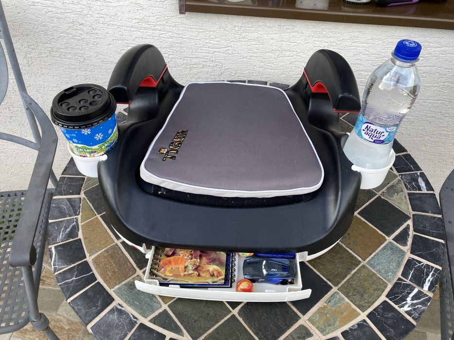 Booster copii 15-36 kg Caretero Tiger