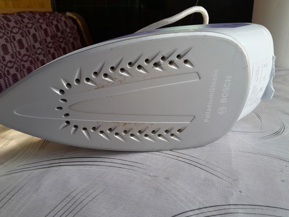 Vand fier de călcat Bosch pret 50 lei