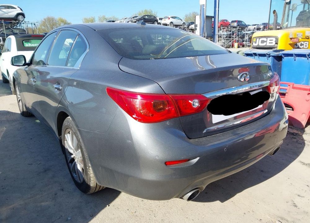 На части Infiniti Q50 2.2d 170кс 7G-Tronic plus 330606 камера кожа