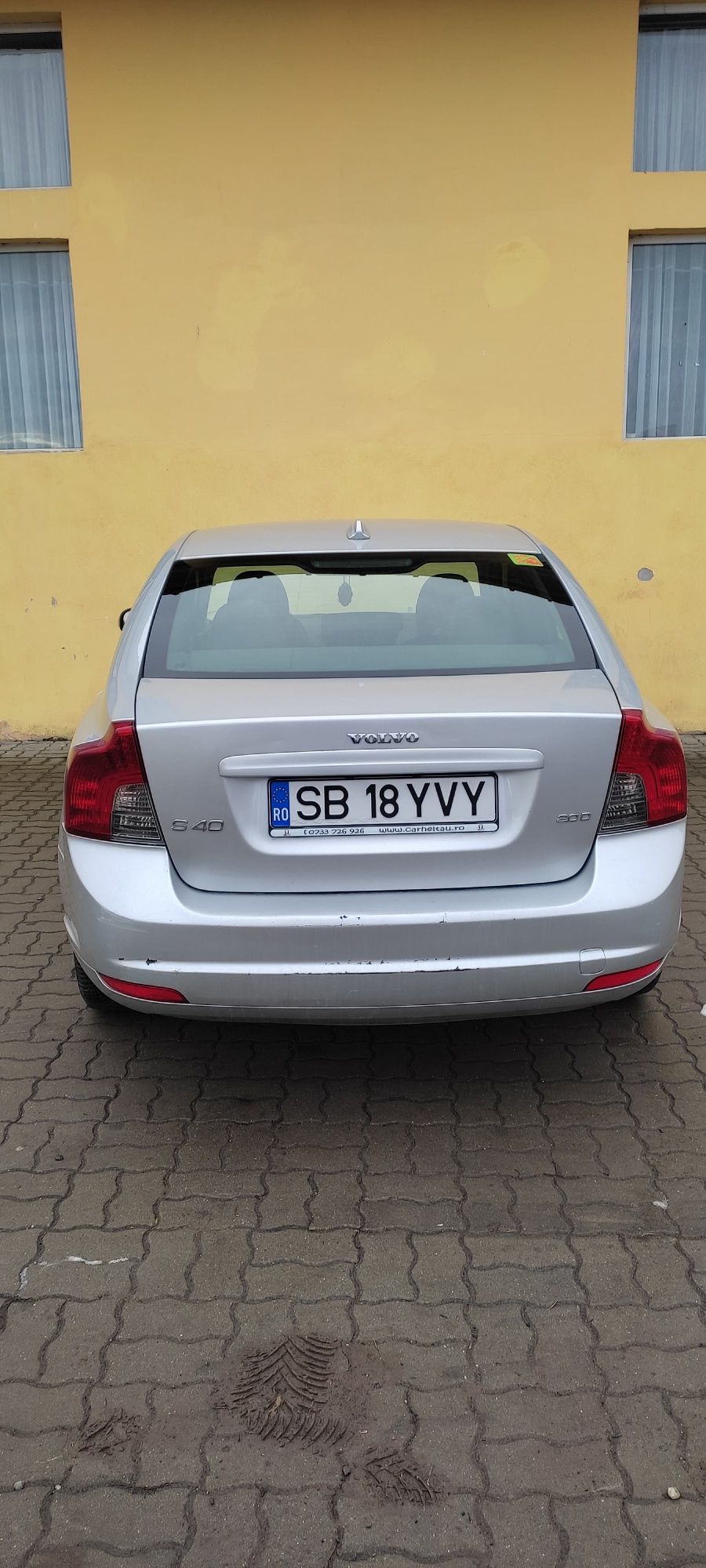 Vând Volvo S40 Facelift 2008, motor 2.0 diesel-MOTOR DEFECT