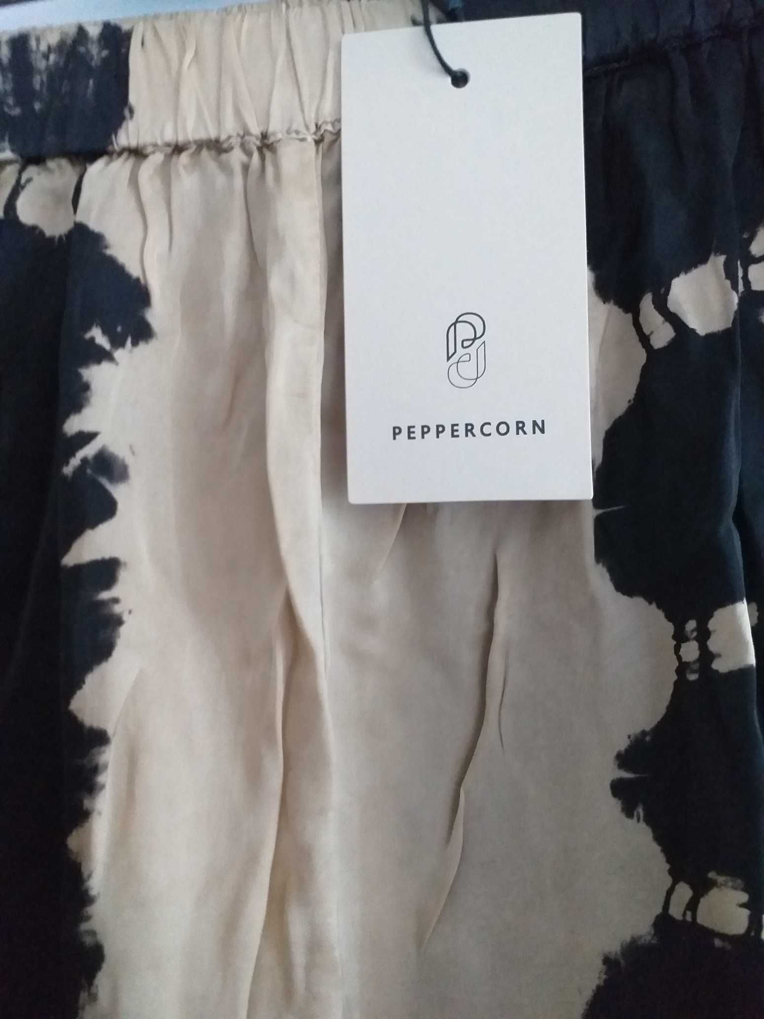 Нов дамски панталон на  Peppercorn