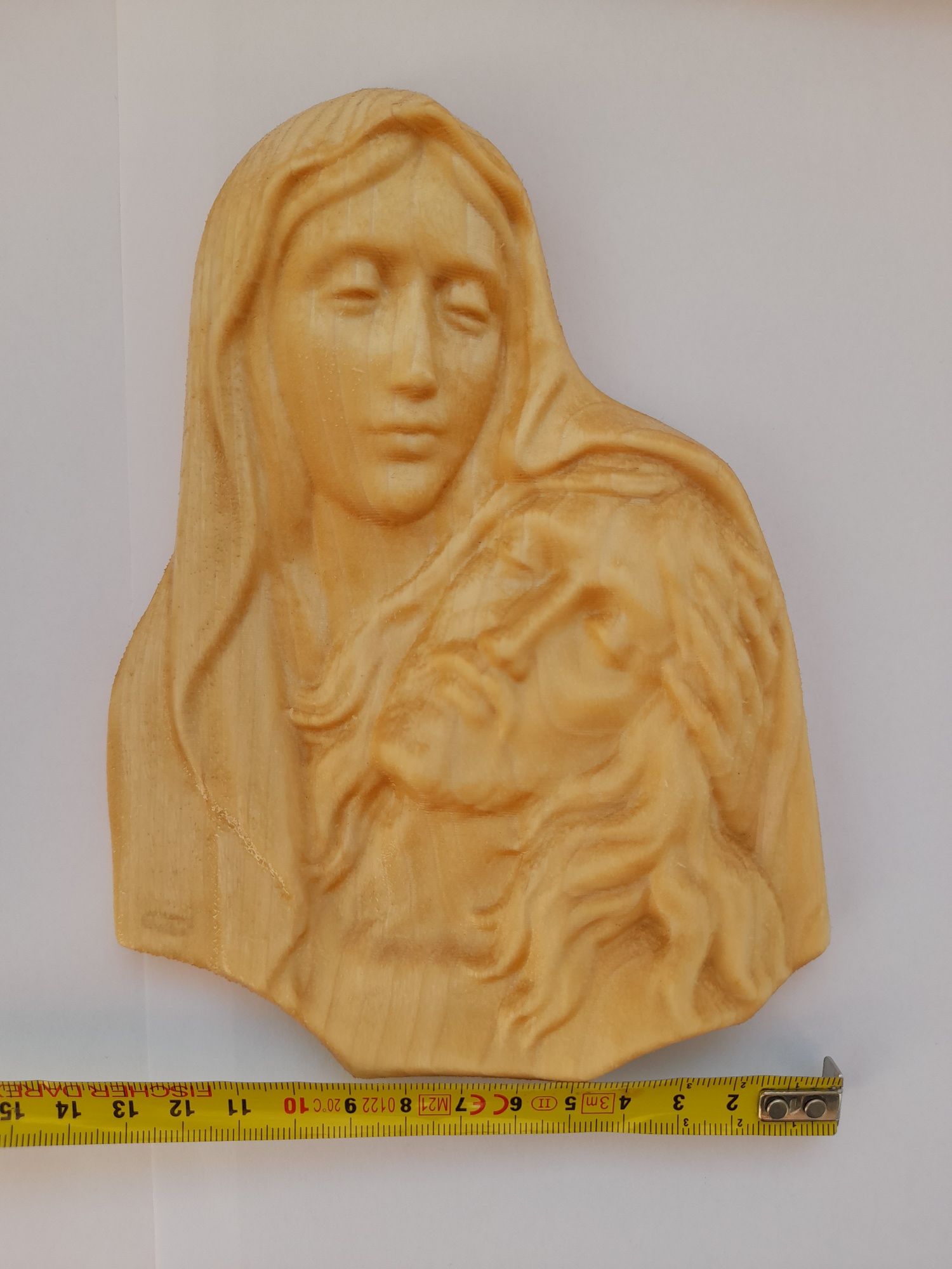 Sculptura Fecioara Maria cu Iisus Hristos, Maica Domnului