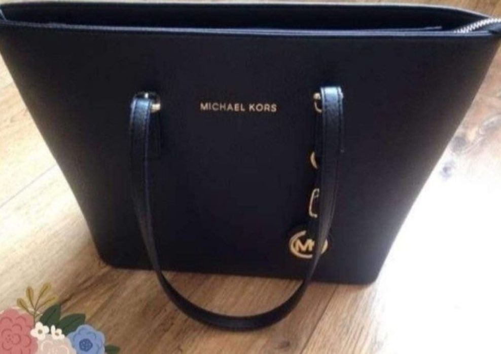 Geanta damă MK classic/Italia/feronerie metalica inscriptionata, sacul