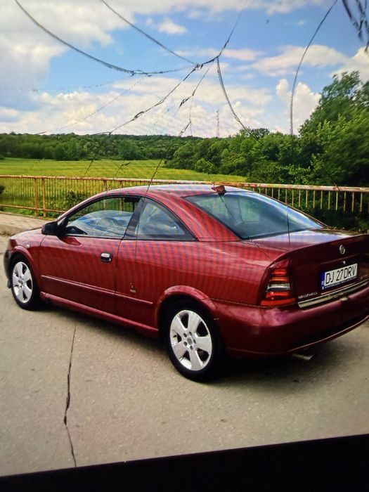 Vand opel bertone conduce bine