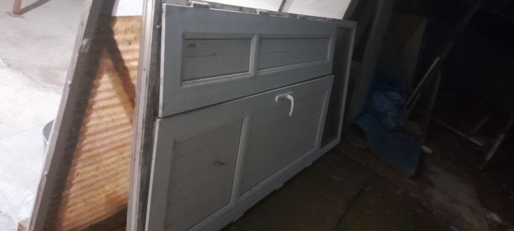 Akfa eshik boyiga 220. 105