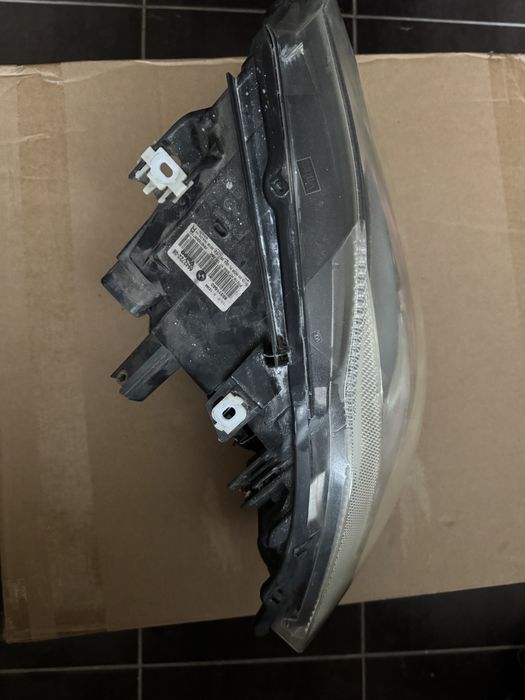 Фарове за BMW e90