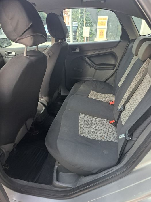 Ocazie vând ford focus mk2 foarte economic