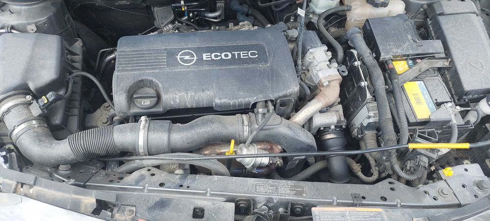 Opel Astra 1,7 CTDI, Опел Астра J на части!
Април 2010, Комби