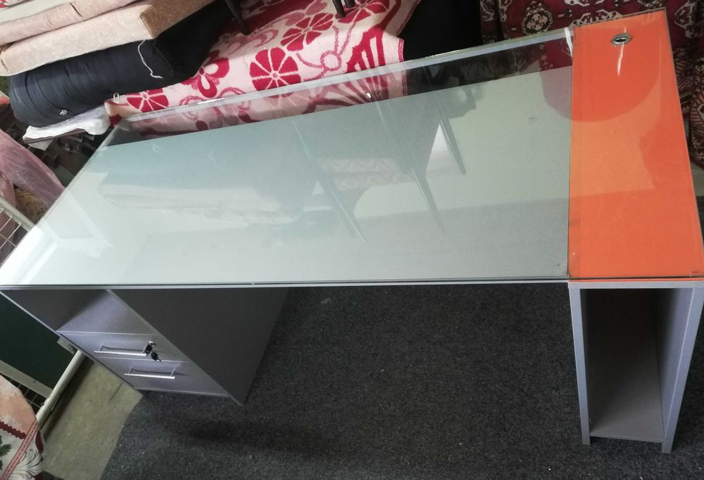Birouri blat sticla securizata 180x80 x 73