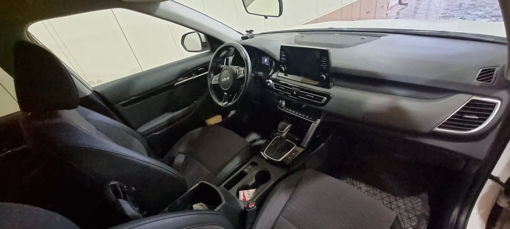 Kia Seltos в идеальном состоянии