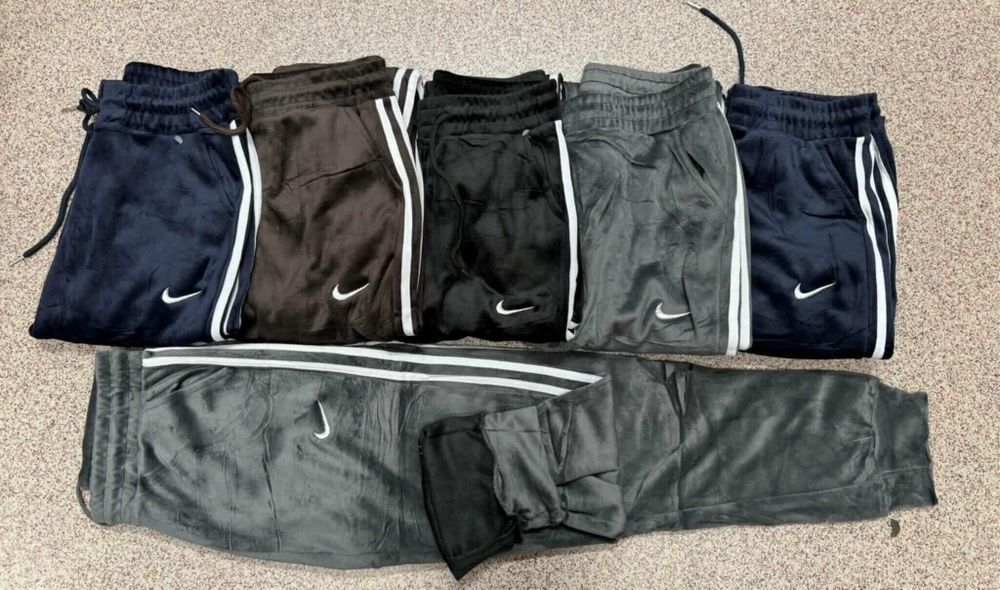 Pantaloni damă catifea