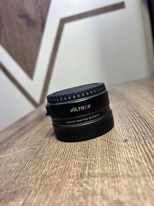 Viltrox EF-EOS R Mount Adapter — ideal holatda