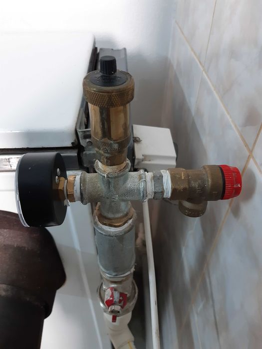 Soba tip semineu 23kw  echipata complet pentru instalare