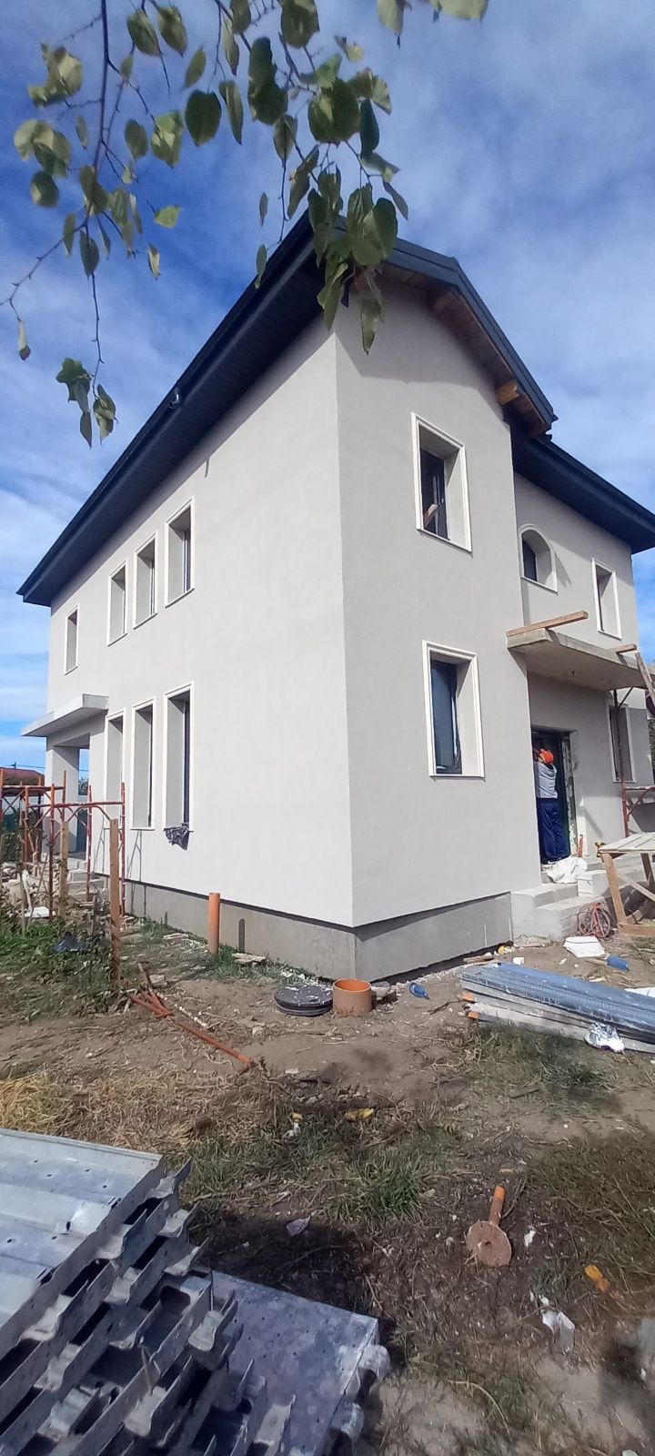 SERVICII COMPLETE Zugrav,Faianțar,Rigipsar,Termosistem,Instalații,CASE
