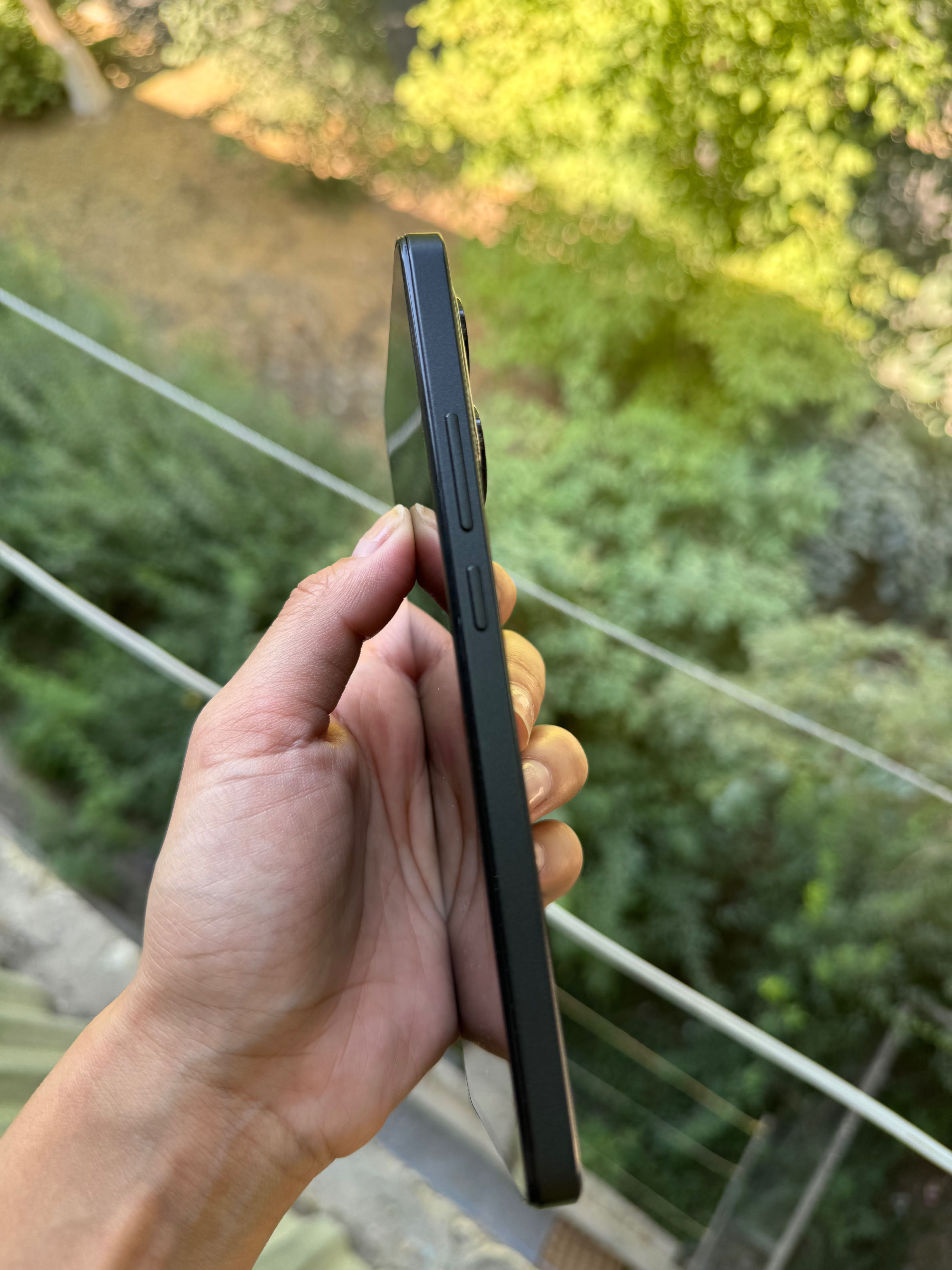 Продаю Redmi Note 14
Состояние — как новое!