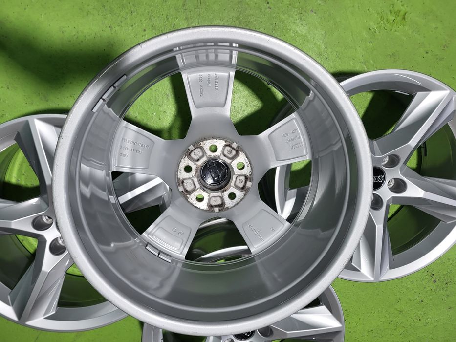 19 5x112 Audi q5 лети джанти 5х112 ауди A6