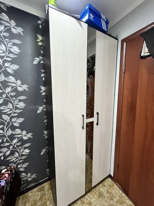 Продам шкаф в хорошем состоянии