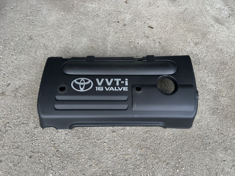 Капак/Кора за двигател Тойота 1.6vvt-i
