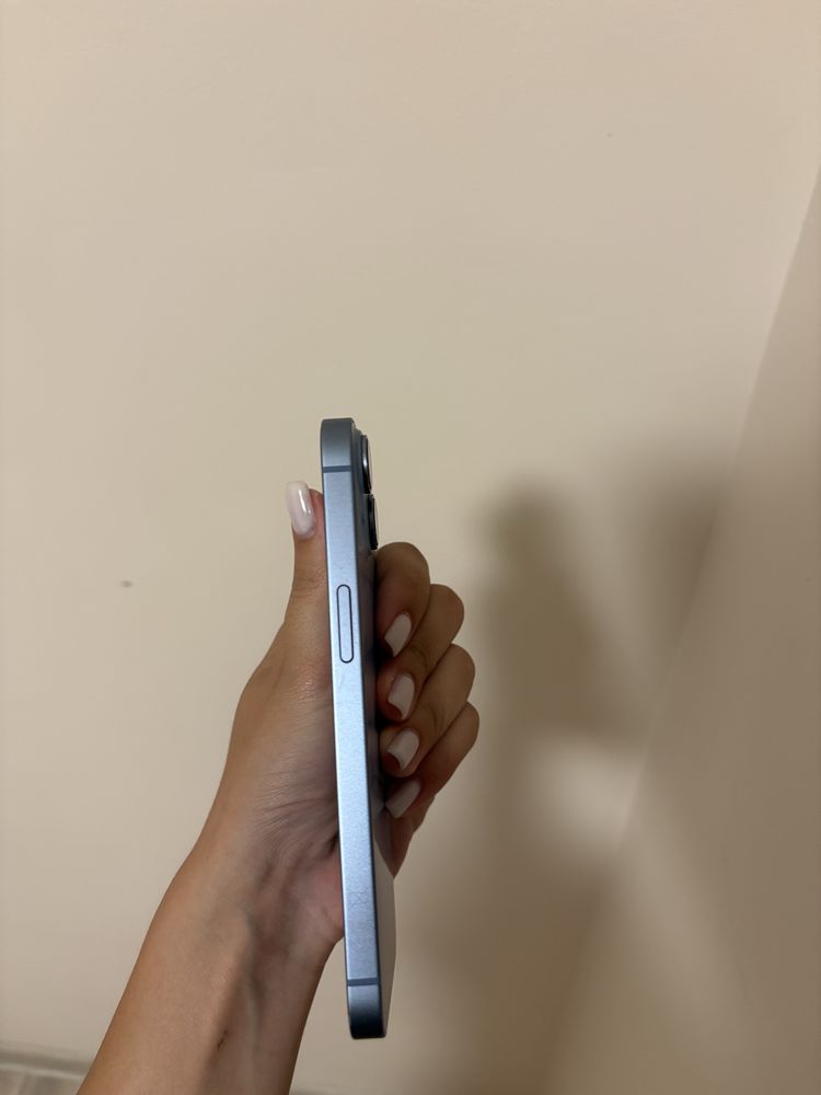 iPhone 14 128gb blue