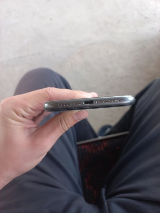 Iphone 11 64gb 80yom