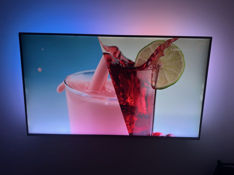 SmatTV Philips the One Ambilight 3 laturi - 140cm