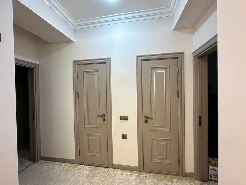 Уй сотилади 2хонали