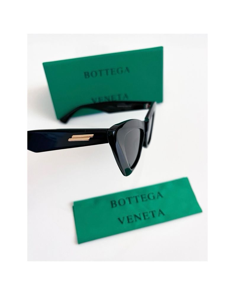 Bottega Veneta Cat Eye слънчеви очила New Season