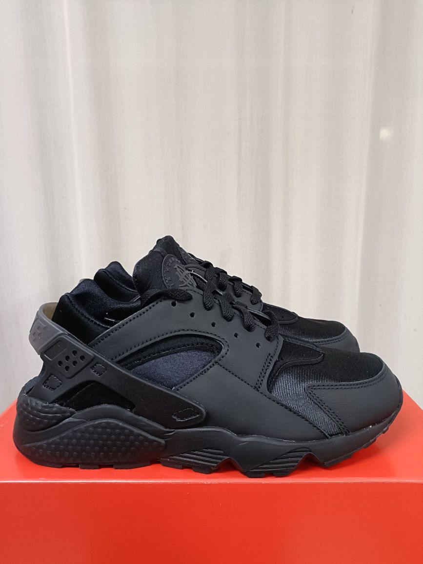 Nike Air Huarache номер 37.5, 38, 39