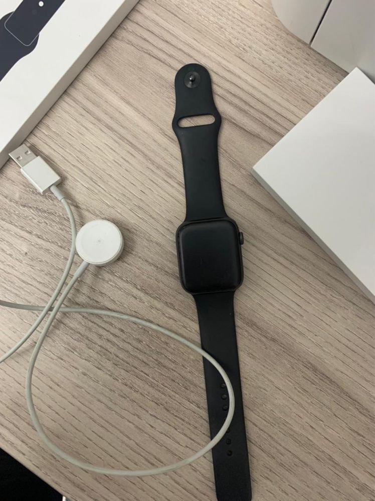 Apple watch SE 44mm 2gn