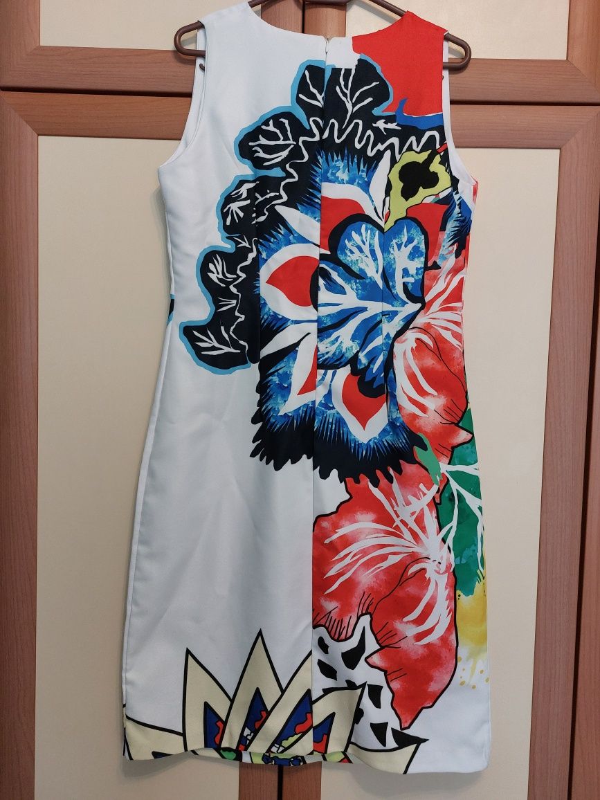 Нова рокля Desigual