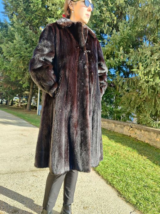 Haina de Blana Nurca / Vizon NOUA XL - Lunga (Nr4) Maro inchis roscat