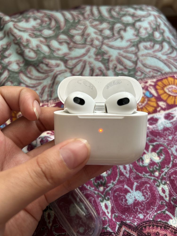 Airpods 3 с гаранти на 1 месяц