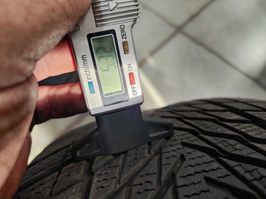 4бр.зимни гуми 245/45/18 Goodyear