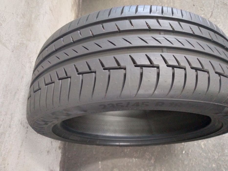 Anvelopa vara continental 235/45/18