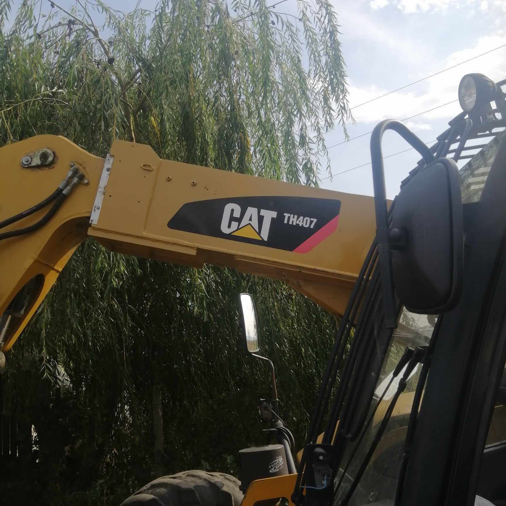 Caterpillar 407 TH