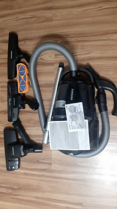 Пелесос. 430 w. 3 ta katta boshi bor.