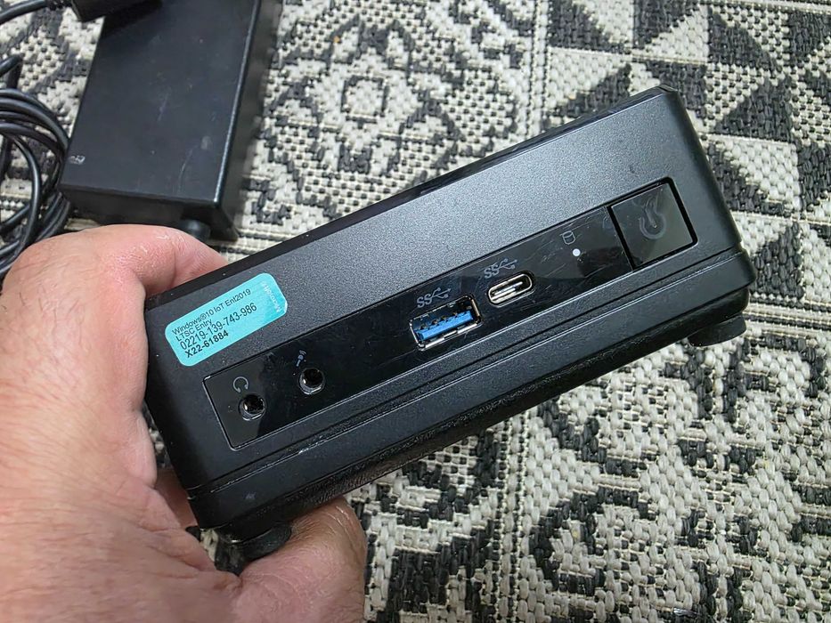 Mini PC / Barebone MSI Cubi B183 - Intel Celeron 5205u - gen 10
