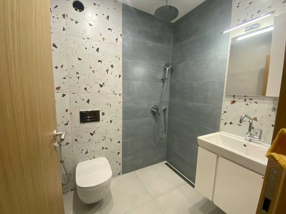 Дава се под наем Тристаен апартамент в София, Гео Милев - 95 кв.м за 637.5 € - Снимка #8