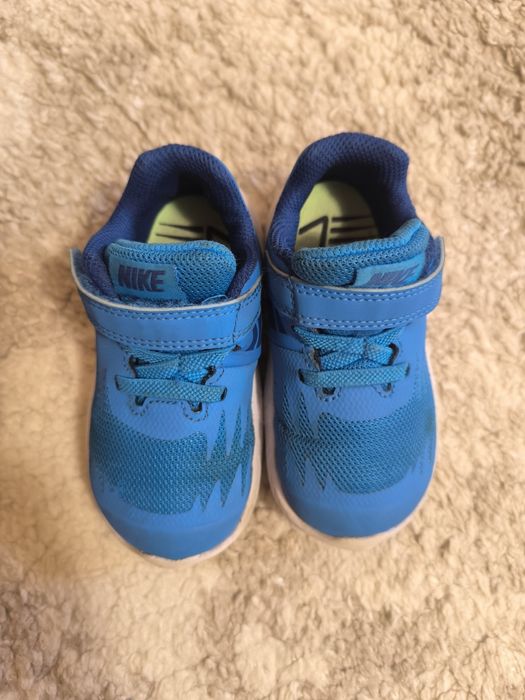 Маратонки nike, puma, adidas