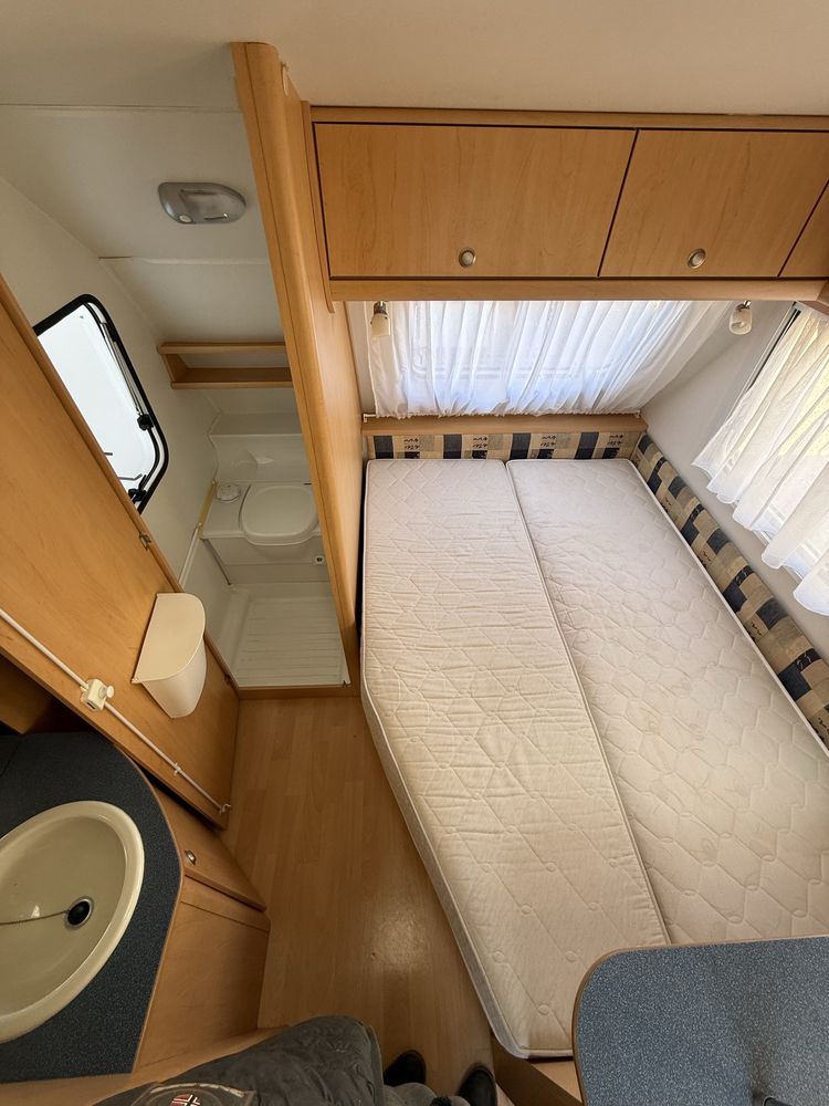 Rulota Delta Euroliner 4400,an2006,4 pers,fransbed,baie,wc fix