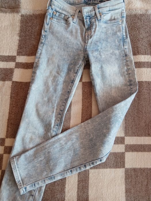 Детски дънки за 7,8,9,години