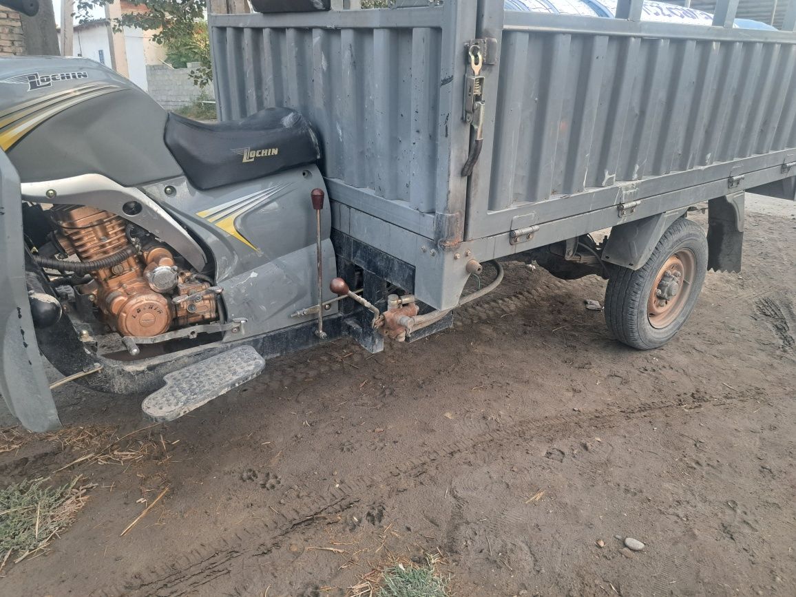 Lochin motosiklar