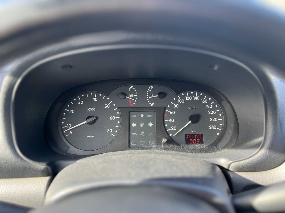Renault Clio 2001 -stare foarte bună-zero probleme