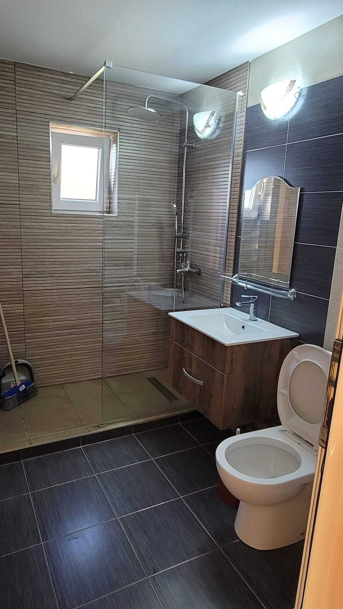 Inchiriez apartament 3 camere in Dej, cartier 1 Mai